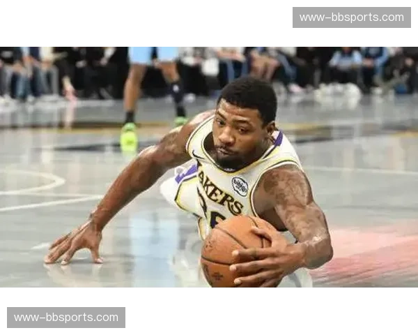 斯马特5记三分5抢断创队史纪录，湖人3D属性价值凸显